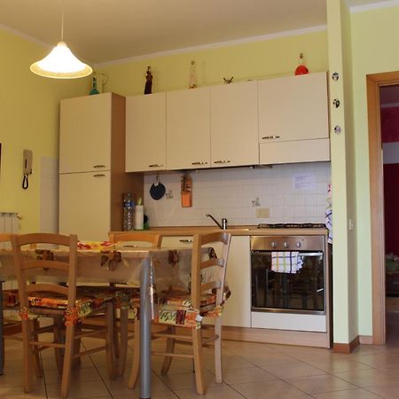 Casa Arcobaleno On Via Francigena Apartment Гамбаси Терме Екстериор снимка